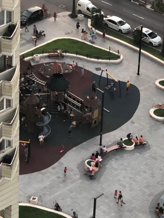 Удобные Апартаменты С Видом На Море Batumi Exteriör bild